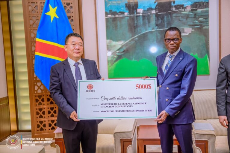 RDC – Chine : des structures chinoises apportent un soutien financier aux anciens combattants congolais