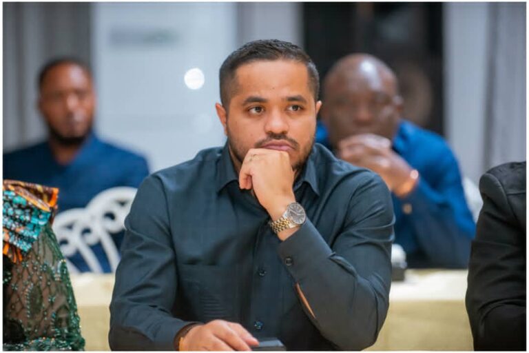 Exploitation illicite des minerais : Mike-David Mokeni ordonne l’expulsion de 28 Chinois 