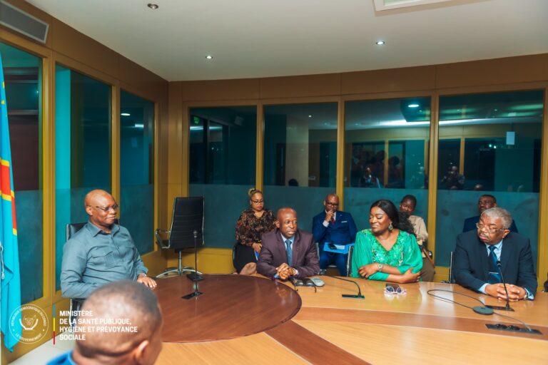 Réunion de travail entre le Ministre de la Santé publique et les mandataires des établissements de santé publique