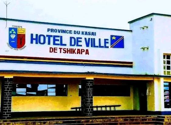 Tshikapa : La police démantèle un réseau de présumés “Kuluna”, dix suspects arrêtés